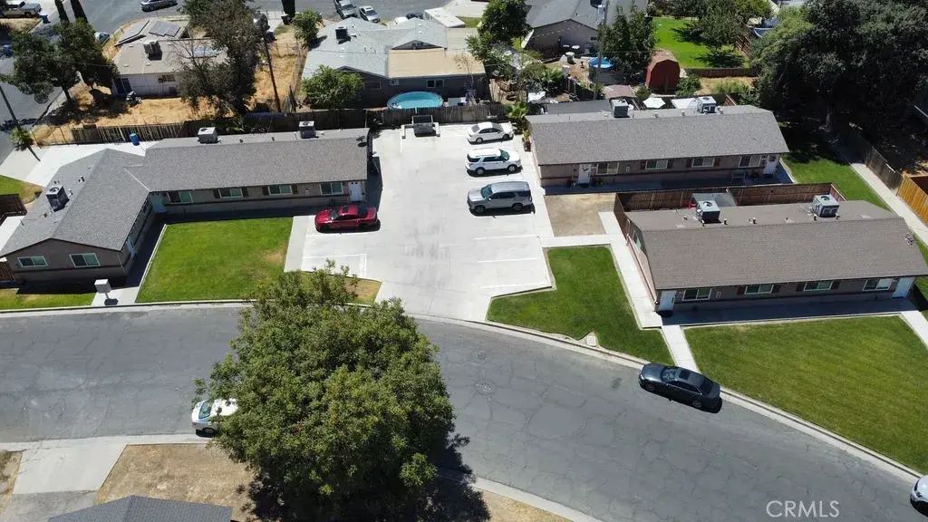 1763 Woodland Drive, Hanford