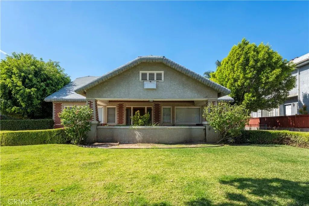 513 N Palm Avenue, Alhambra