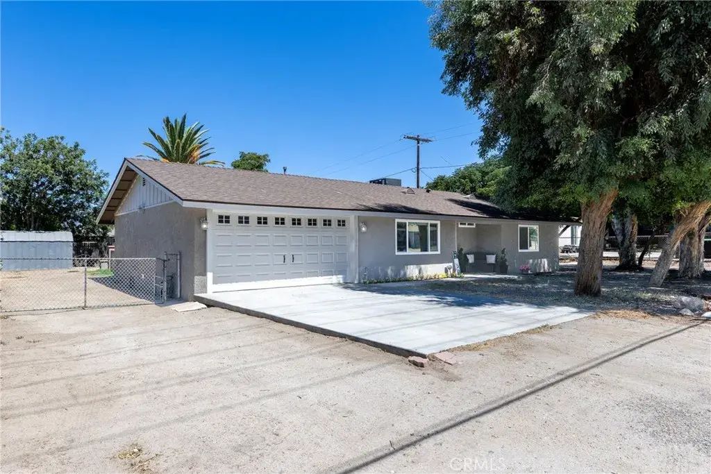 31106 Lakeview East, Nuevo