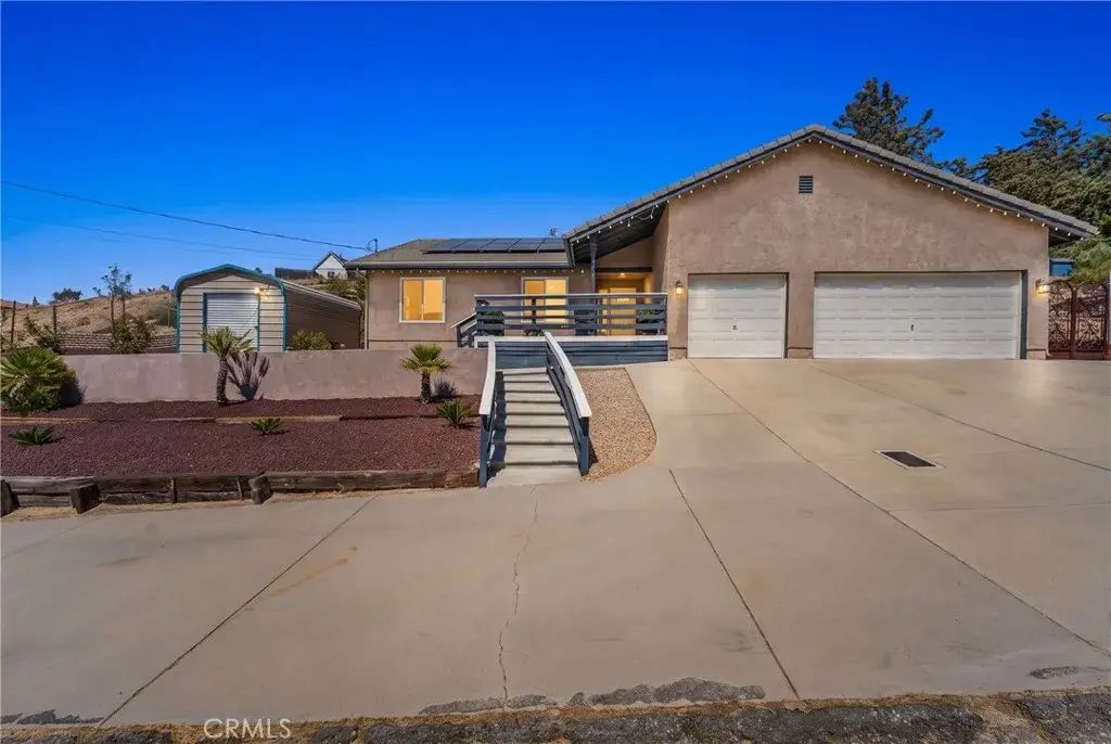 14733 Deer Bank Road, Lake Hughes