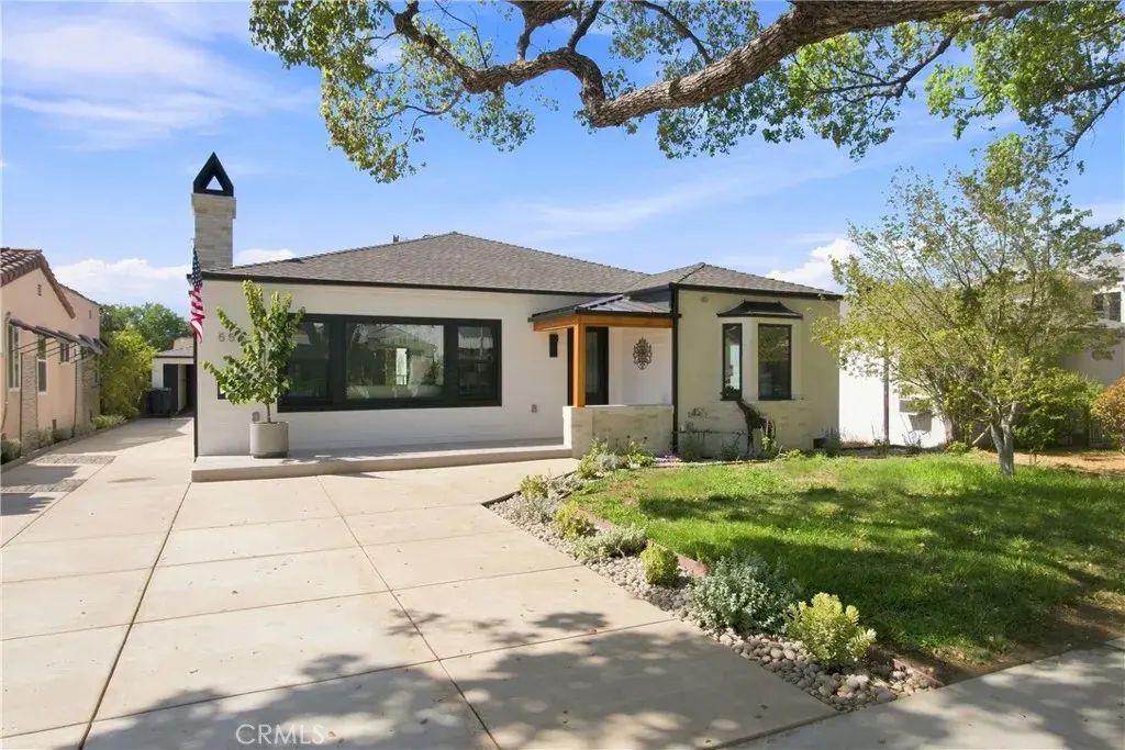 556 Hawthorne, Glendale