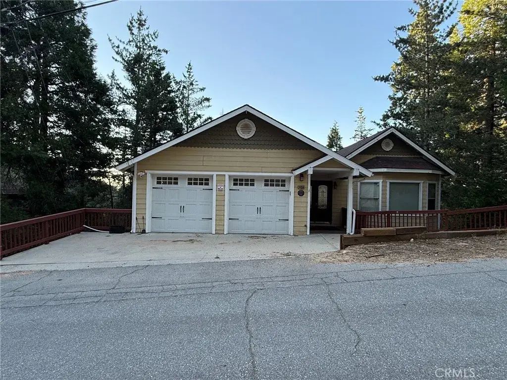 24356 Altdorf, Crestline