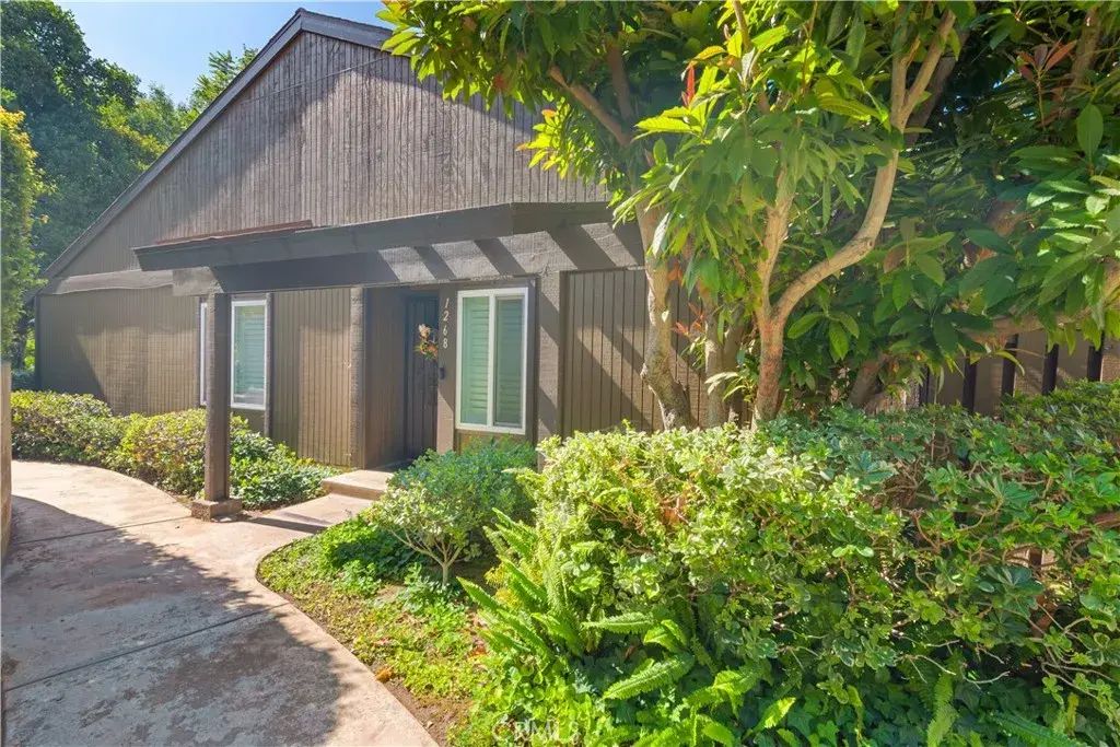 1268 Tarryglen Ln, San Dimas