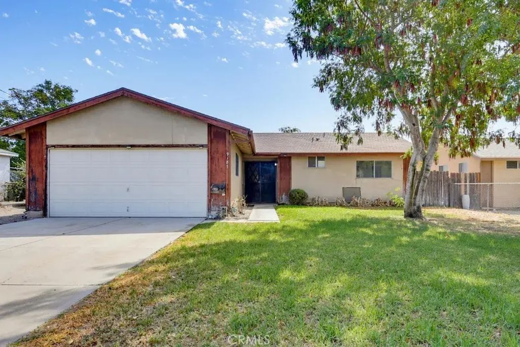 9187 Cypress, Fontana