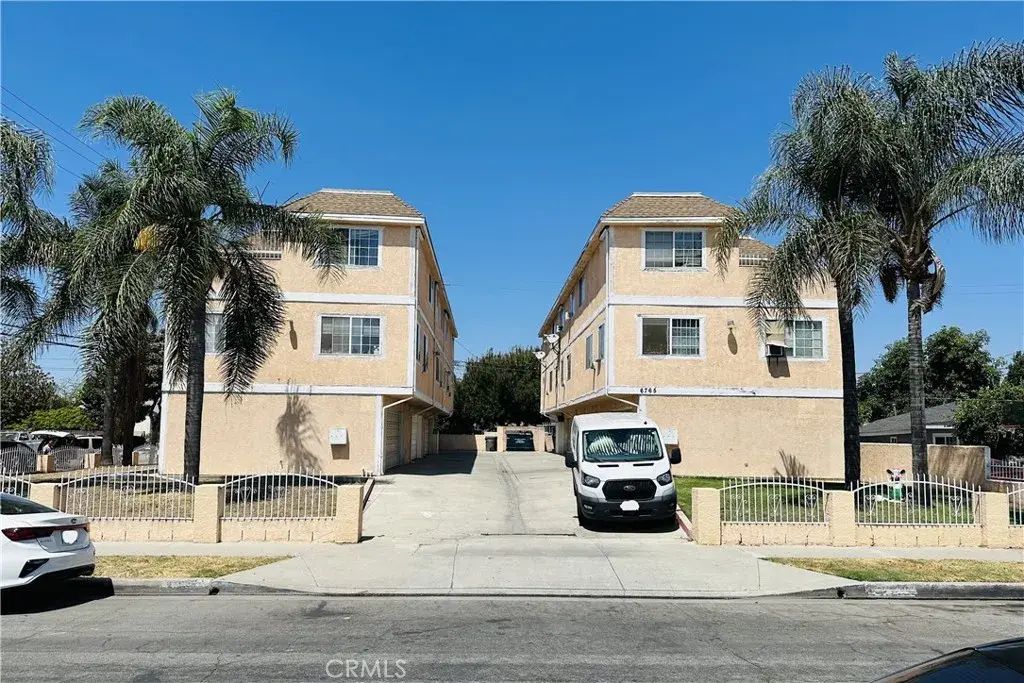 6763 Foster Bridge, Bell Gardens