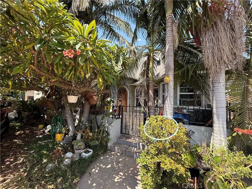 2527 Flower Street, Huntington Park