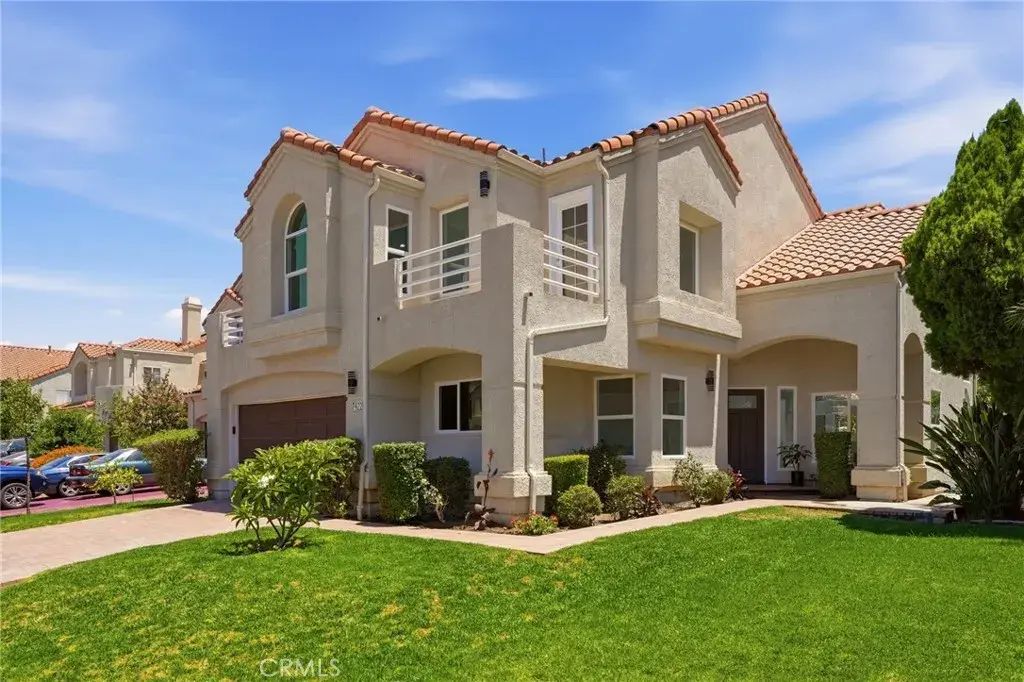 7422 Kyle Court, West Hills