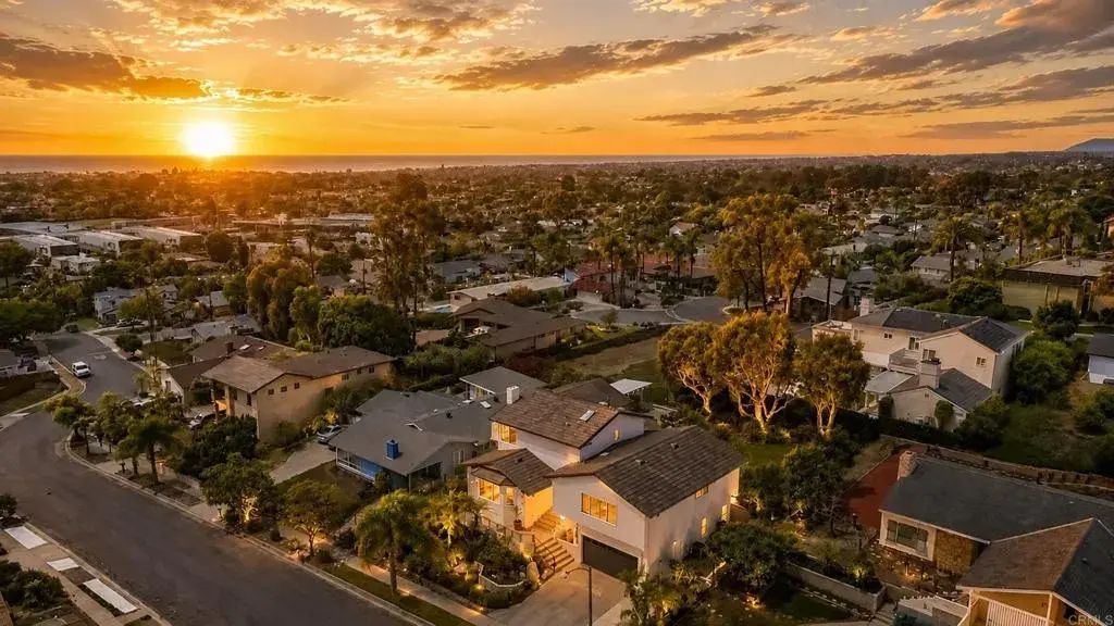 2140 Janis Way, Carlsbad