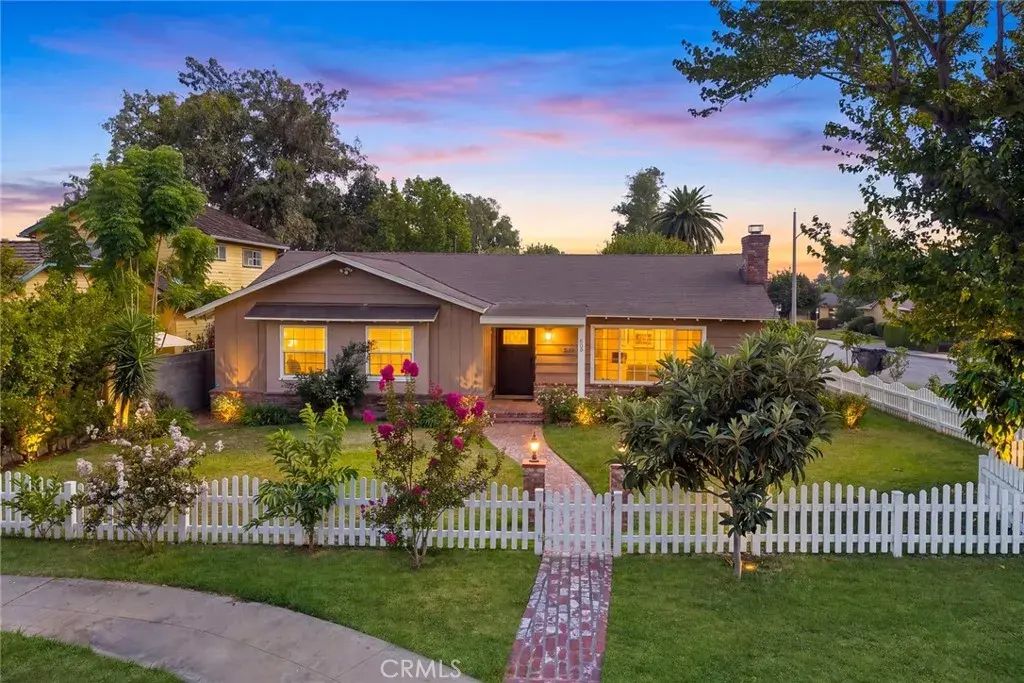 800 E Camino Real, Arcadia