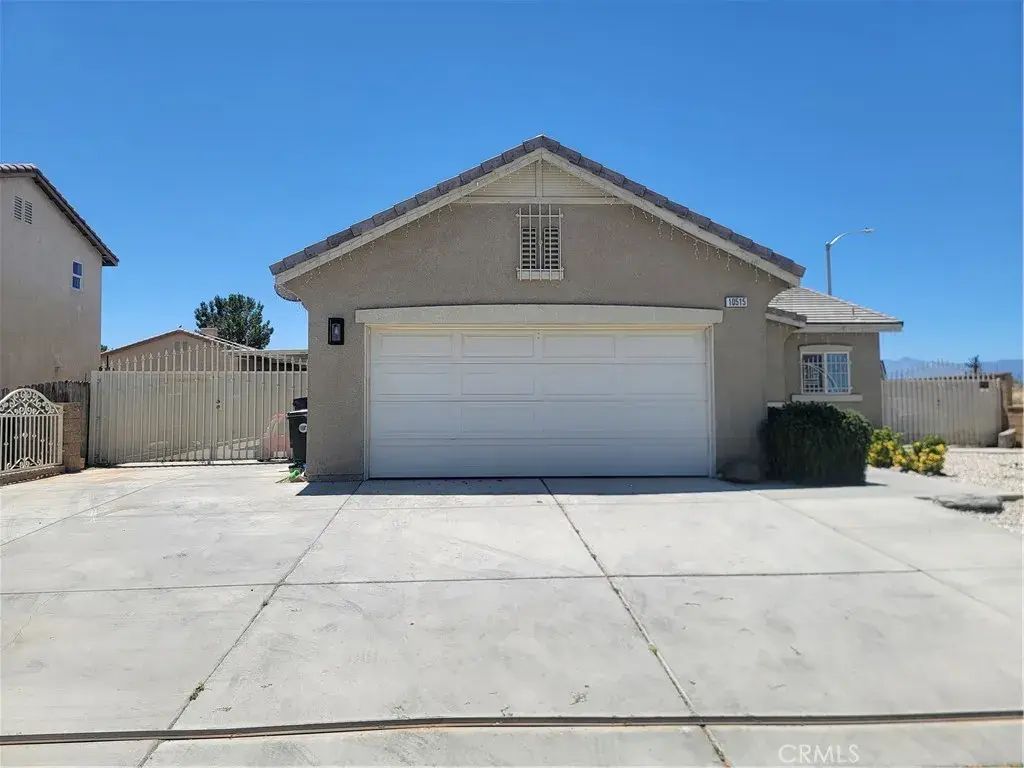 10515 Arlette Court, Adelanto