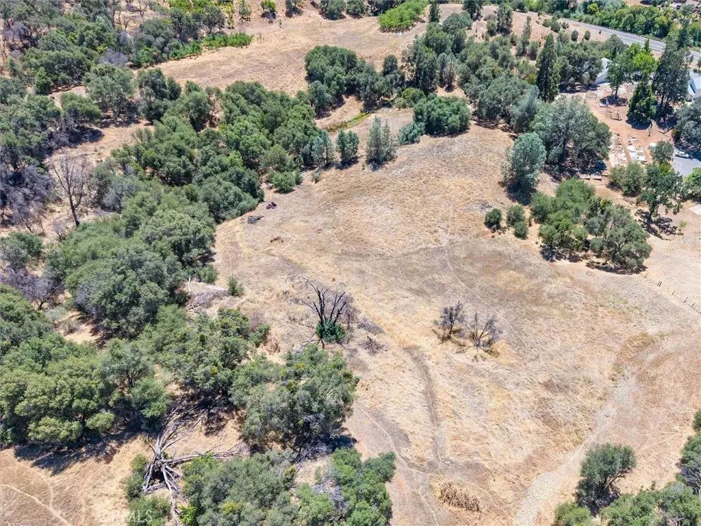 Jones Street, Mariposa