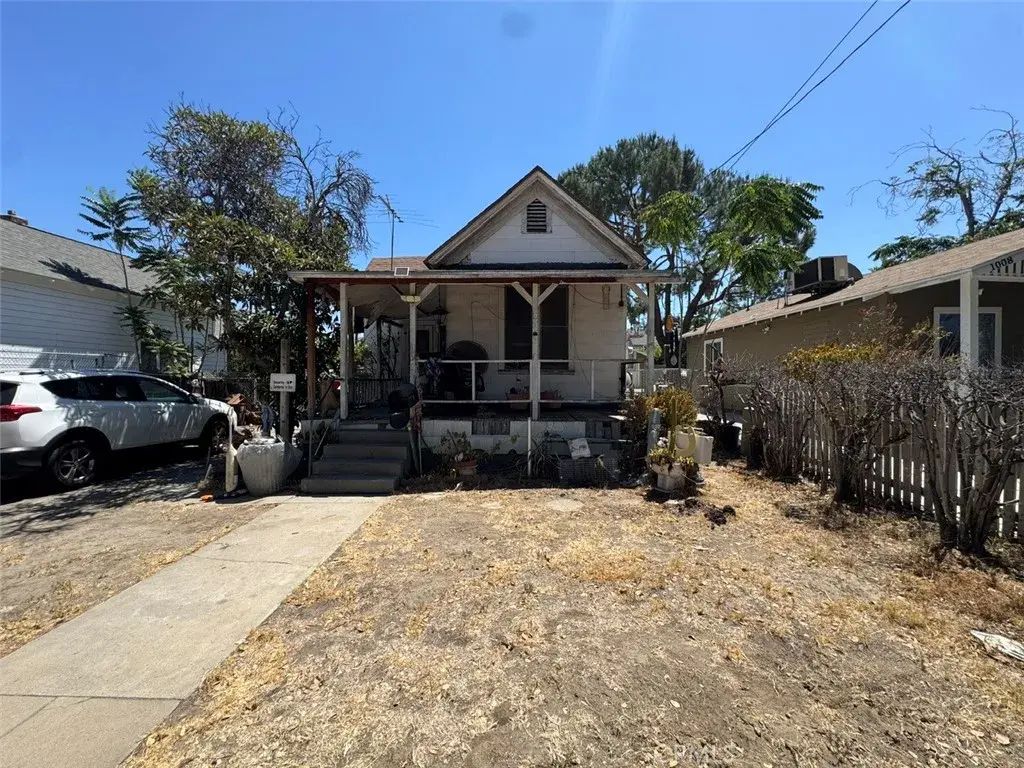1012 Washington, Redlands