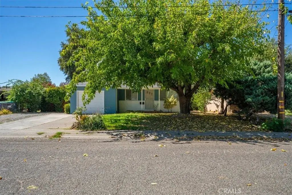 1490 Orange Street, Red Bluff