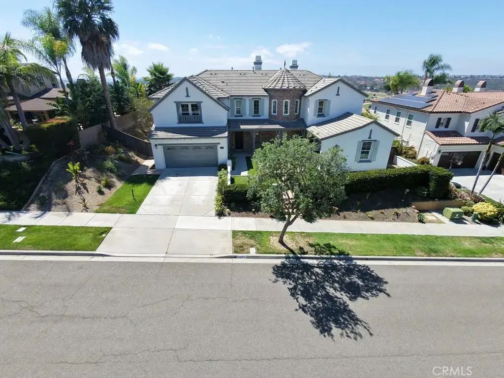 6887 Amber Lane, Carlsbad