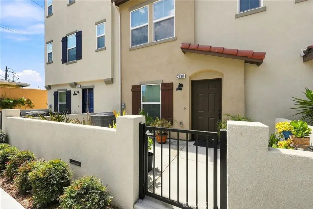 22318 Lily Ct, Torrance