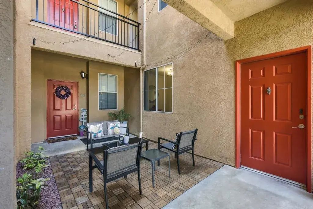 3845 Elijah Ct 613, 