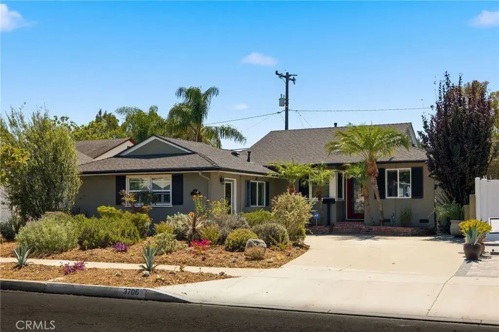 3706 W 157th Street, Lawndale