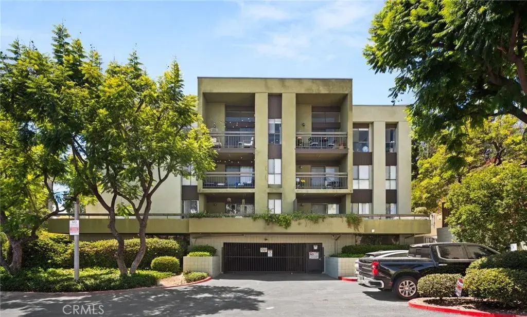 805 Temple Terrace 301, Los Angeles