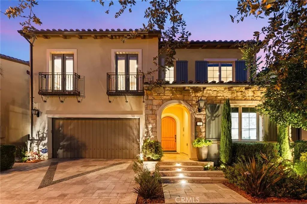 46 Shadybend, Irvine