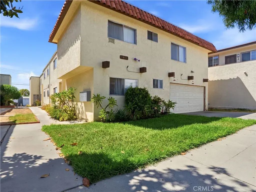 7037 Milton 3, Whittier