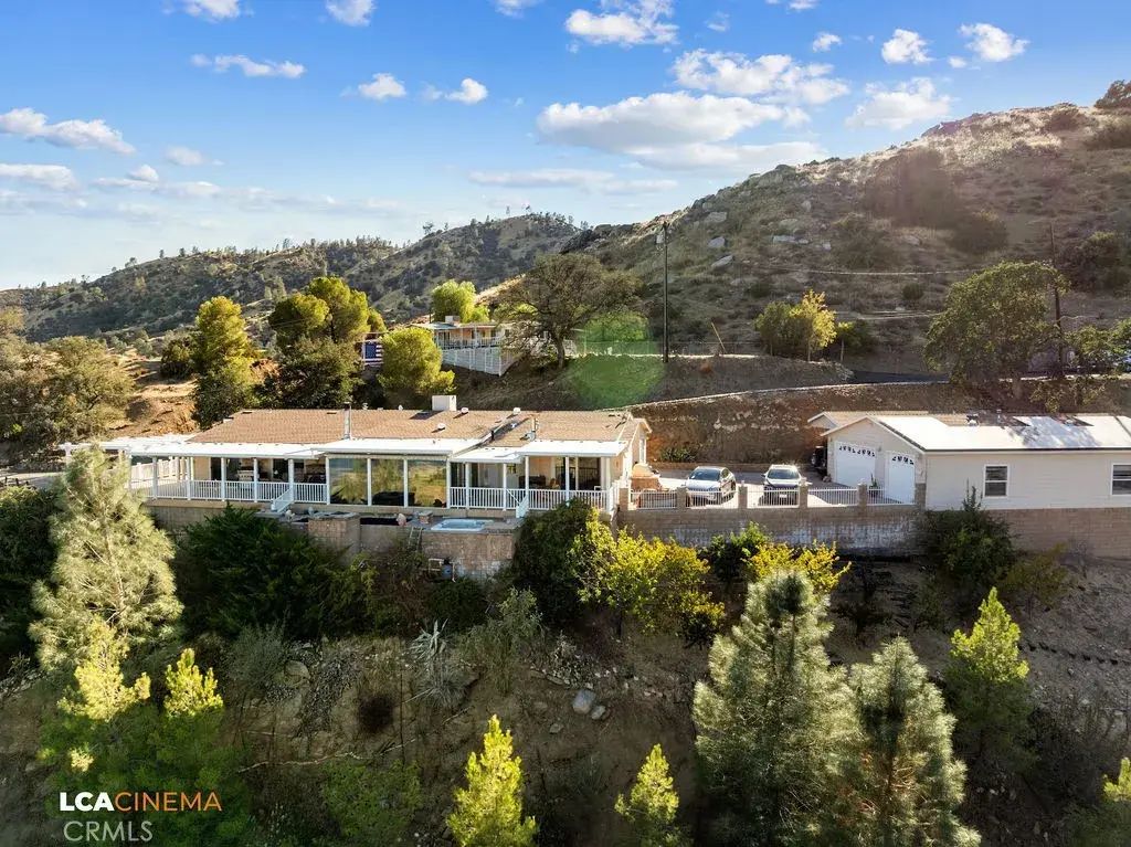 2 Deodar, Wofford Heights