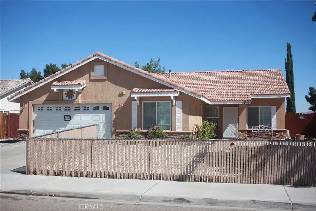 16034 Holly Brook Ln, Victorville