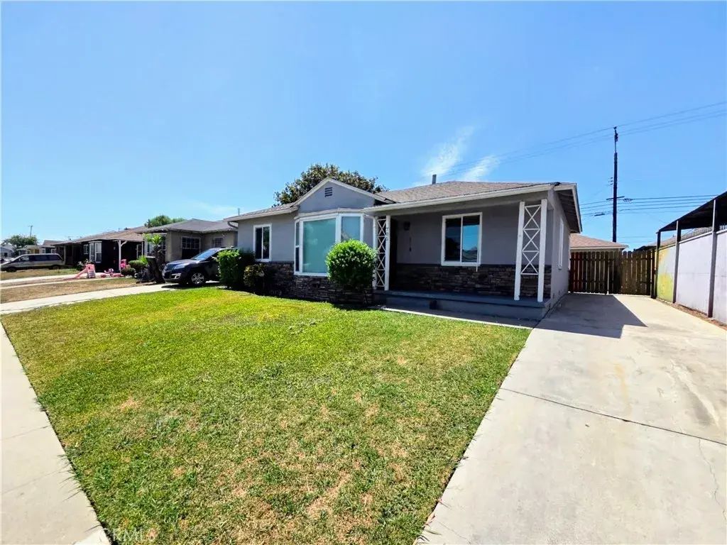 705 N Hillford Avenue, Compton