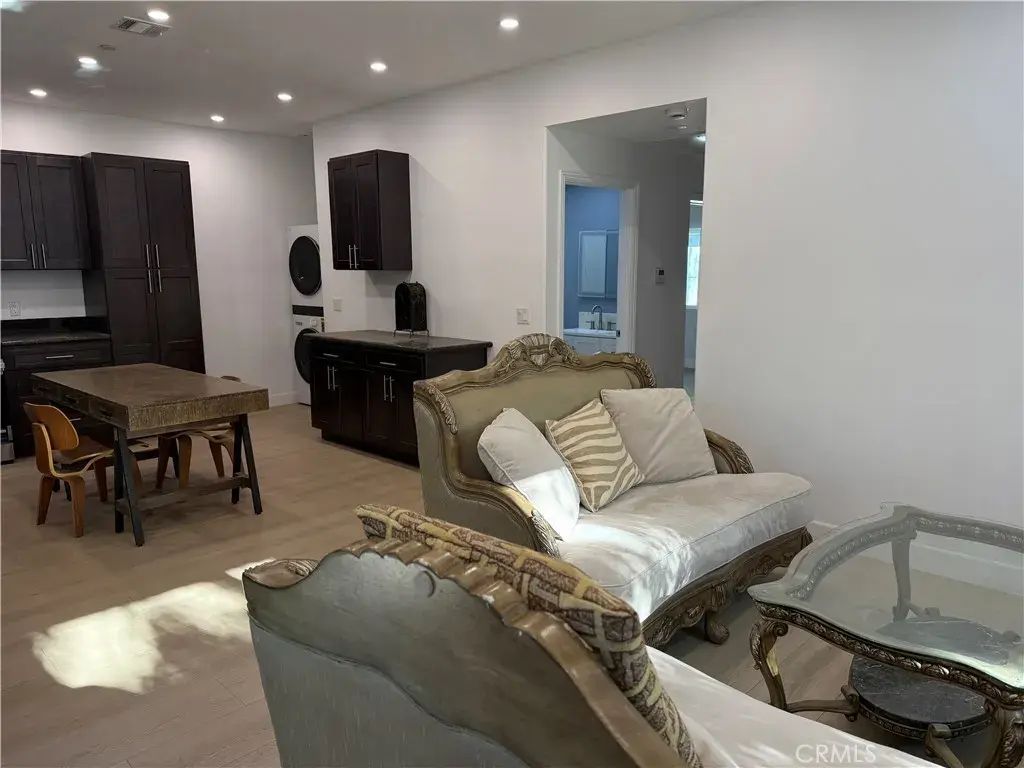 7035 Rhea, Reseda
