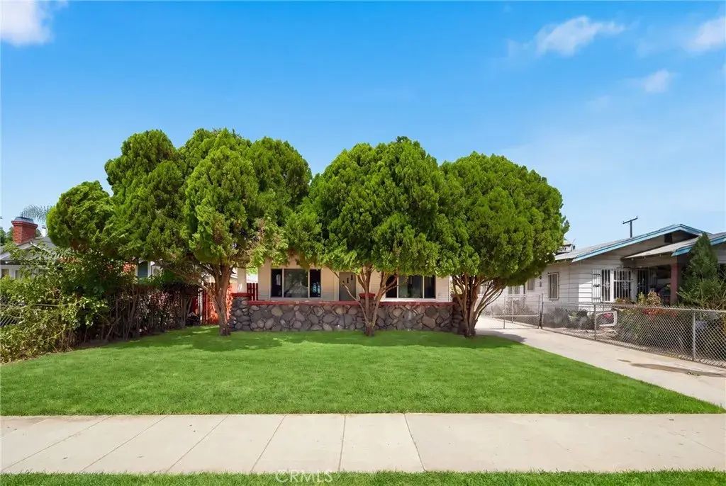 755 E Monterey Avenue, Pomona