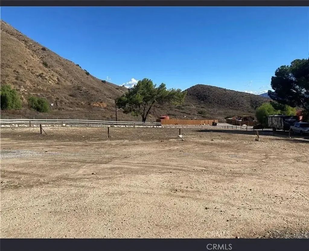 13915 Kagel Canyon, Sylmar