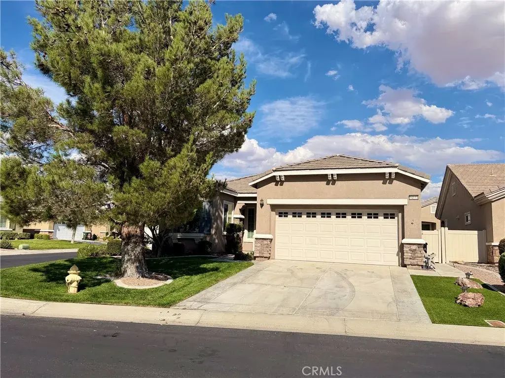 10115 Wilmington Lane, Apple Valley