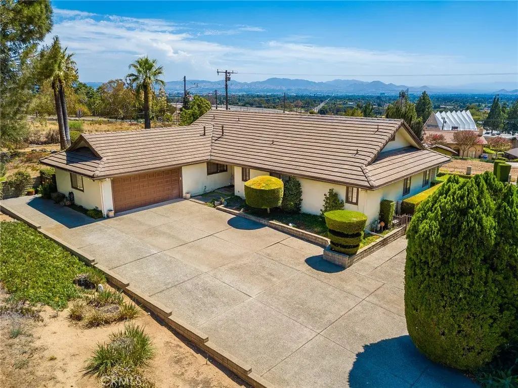 5305 Park Ln, San Bernardino