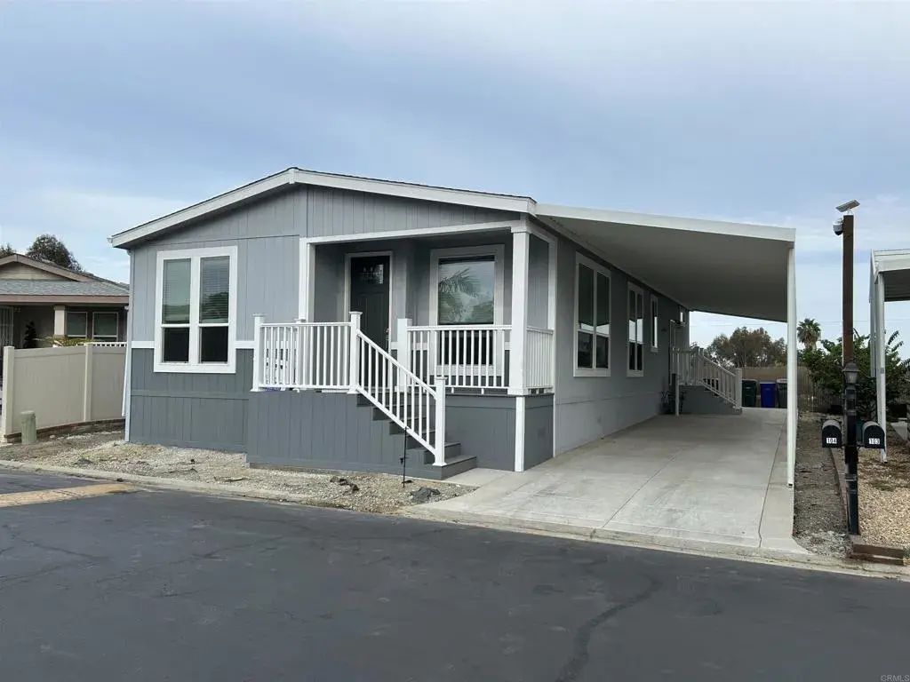 155 Las Flores Dr 104, San Marcos