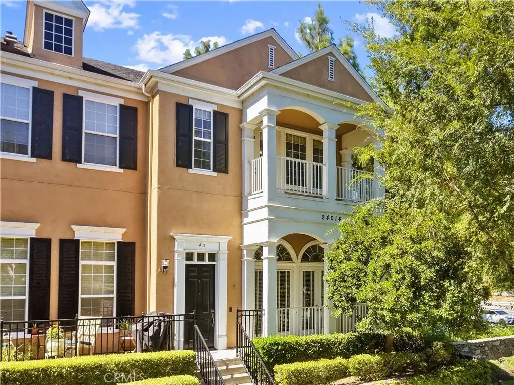 24014 Bridgeport Lane 42, Valencia