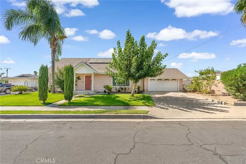 535 E Valencia Street, Rialto