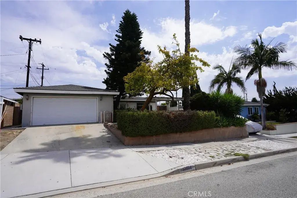 11814 Mayes Drive, Whittier