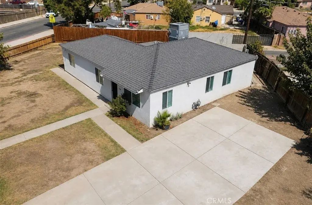 336 T, Bakersfield