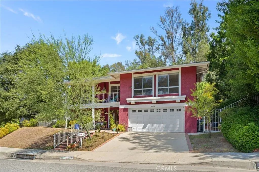 22855 Sparrowdell, Calabasas