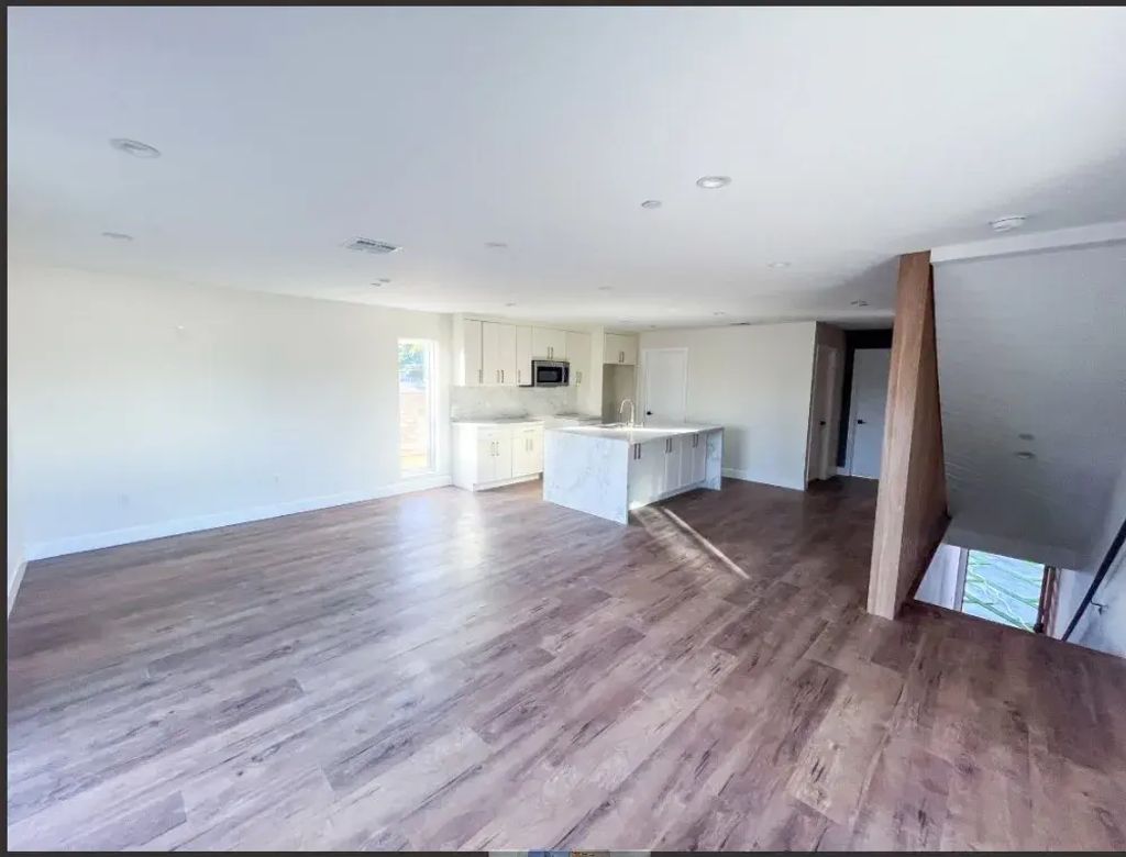 1774 W 37th Place, Los Angeles