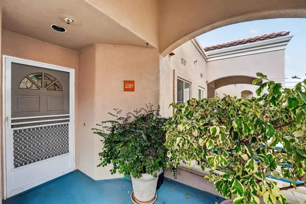 400 N Pacific Street 216, Oceanside