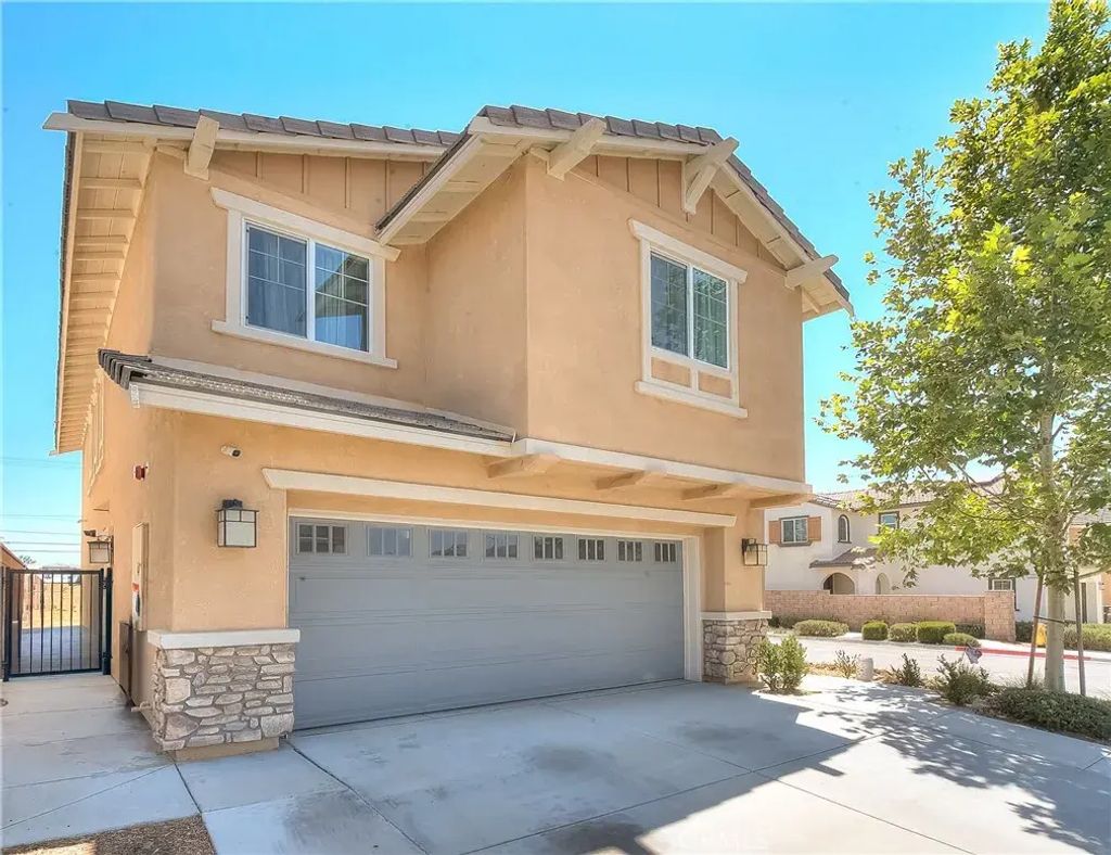 7205 Crescendo Lane, Fontana