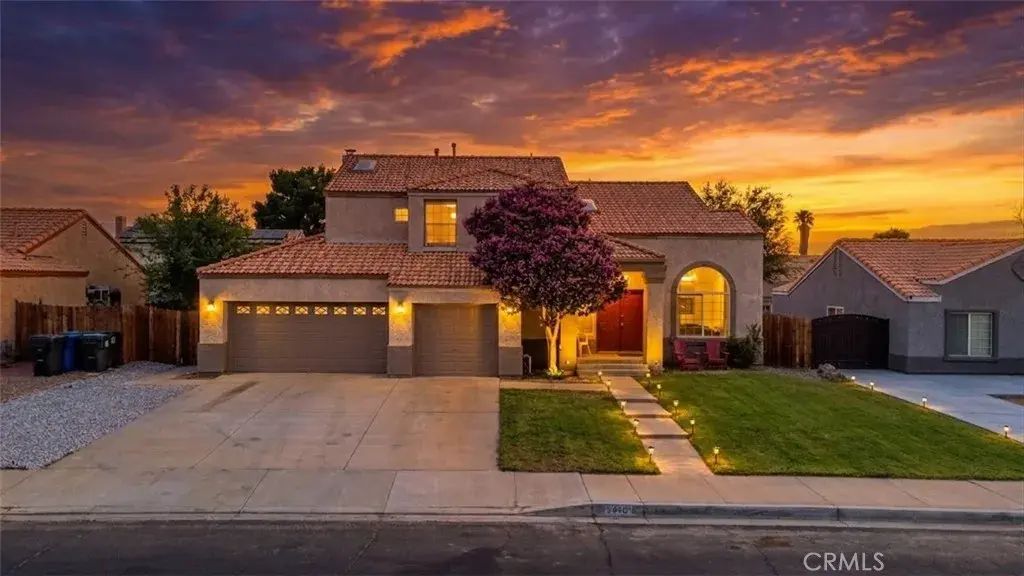 12416 Softwind Dr, Victorville