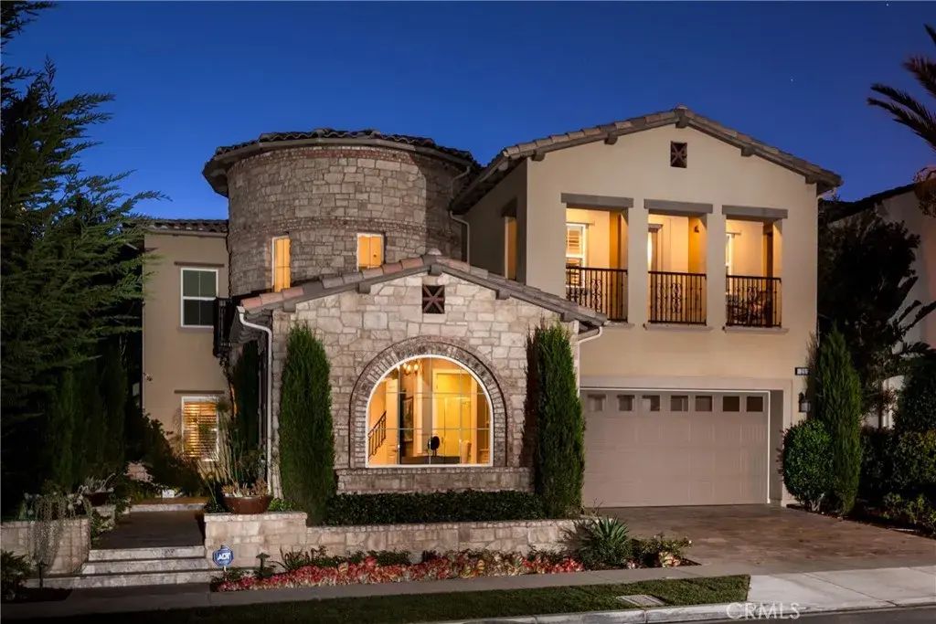 21 Sorrel, Lake Forest