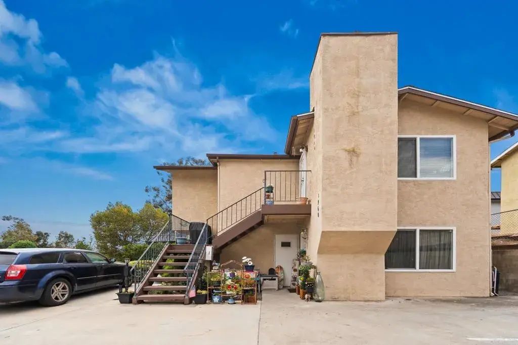 1960 Arnold Way, Alpine