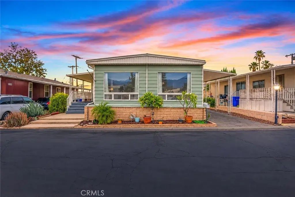 2692 E Highland 127, Highland