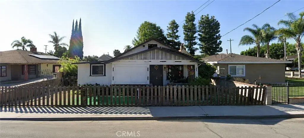 1086 W 12th, Pomona
