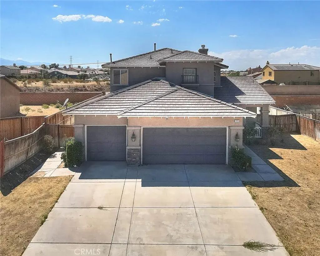 14990 Lexington, Adelanto