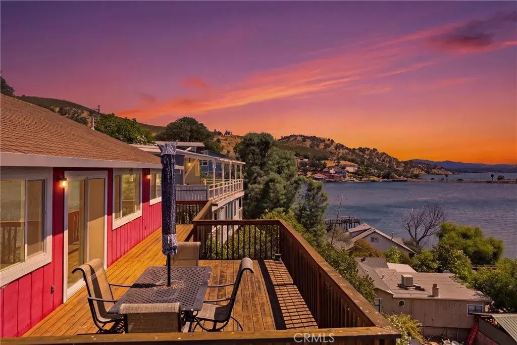 4045 Mesa, Clearlake