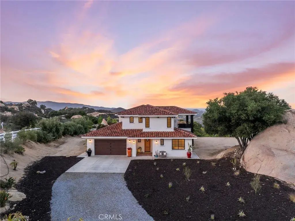 41950 Hacienda Dr, Murrieta
