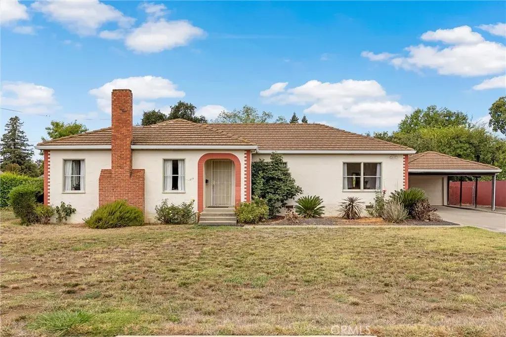 319 S Merrill Avenue, Willows